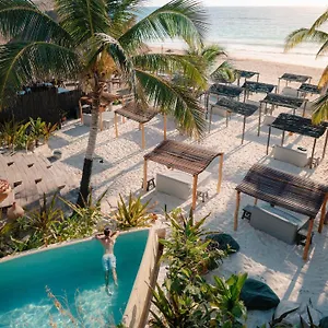 hotel-maxanab-tulum.tulum-hotels.net/